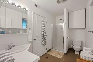 4208 SE Boardman Ave, Milwaukie, OR 97267 - Photo 25