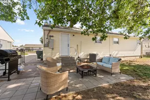 803 W Tamarack Ave, Hermiston, OR 97838 - Photo 5