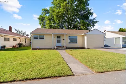 803 W Tamarack Ave, Hermiston, OR 97838 - Photo 1