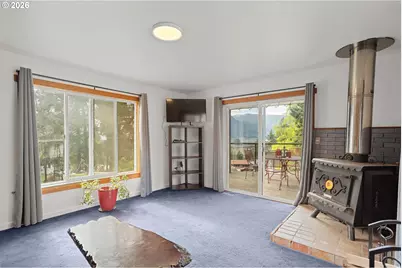 472 NW Hot Springs Alameda Rd, Stevenson, WA 98648 - Photo 9