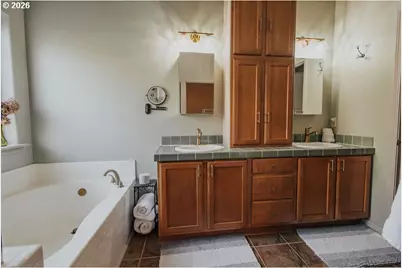 2140 NW Dusk Dr, Hermiston, OR 97838 - Photo 33