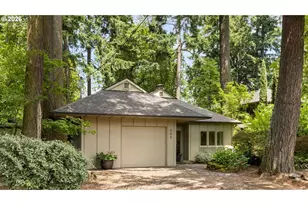 589 Ridgeway Rd, Lake Oswego, OR 97034 - Photo 1