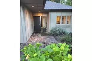 589 Ridgeway Rd, Lake Oswego, OR 97034 - Photo 3