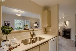20070 Larkspur Ln, West Linn, OR 97068 - Photo 9
