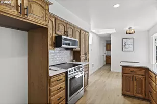2839 Parkview Dr, Longview, WA 98632 - Photo 19