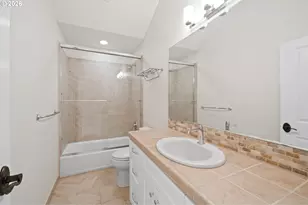 784 3rd St, Lake Oswego, OR 97034 - Photo 27