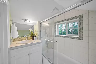 784 3rd St, Lake Oswego, OR 97034 - Photo 43