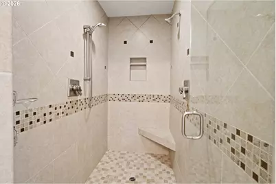784 3rd St, Lake Oswego, OR 97034 - Photo 23