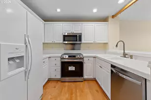 6496 NW Wenmarie Dr, Portland, OR 97229 - Photo 19