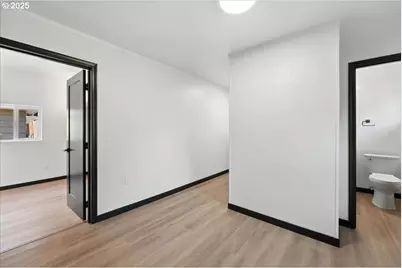 841 NE 113th Ave, Portland, OR 97220 - Photo 21