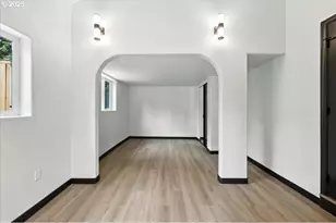 841 NE 113th Ave, Portland, OR 97220 - Photo 25