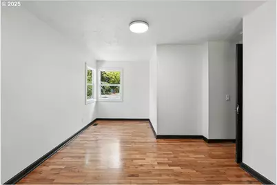 841 NE 113th Ave, Portland, OR 97220 - Photo 17