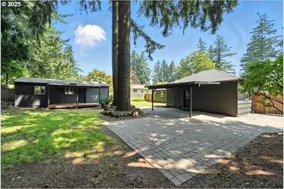 841 NE 113th Ave, Portland, OR 97220 - Photo 5