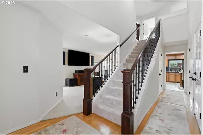 16867 Wight Ln, Lake Oswego, OR 97035 - Photo 13