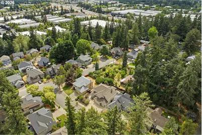 16867 Wight Ln, Lake Oswego, OR 97035 - Photo 3