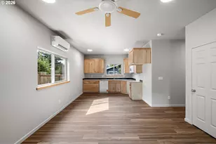 1723 S 6th St, Cottage Grove, OR 97424 - Photo 11