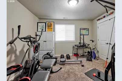422 Turnberry Ave, Woodburn, OR 97071 - Photo 23