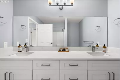 10355 SW Porter St, Portland, OR 97225 - Photo 23