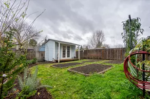 1321 Marigold Dr, Independence, OR 97351 - Photo 21