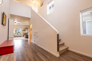 1321 Marigold Dr, Independence, OR 97351 - Photo 3