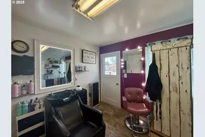 173 N Canyon Blvd, John Day, OR 97845 - Photo 15