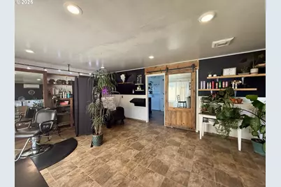 173 N Canyon Blvd, John Day, OR 97845 - Photo 13