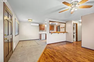 1025 Garfield Ave, Coos Bay, OR 97420 - Photo 5