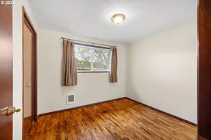 1025 Garfield Ave, Coos Bay, OR 97420 - Photo 11