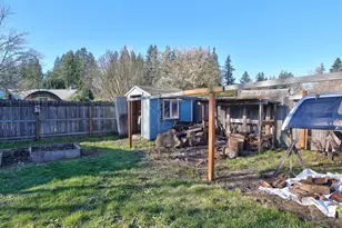 211 NE Kingwood St, McMinnville, OR 97128 - Photo 39