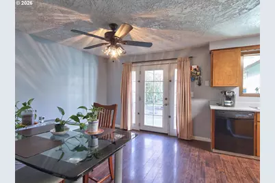 211 NE Kingwood St, McMinnville, OR 97128 - Photo 9