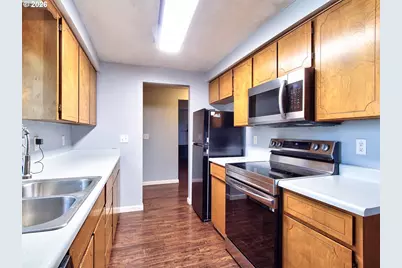 211 NE Kingwood St, McMinnville, OR 97128 - Photo 7