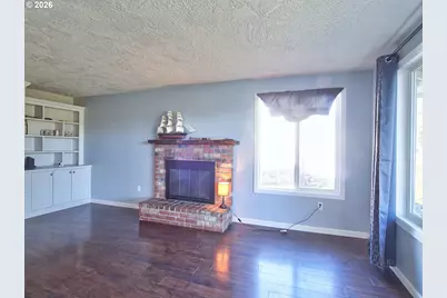 211 NE Kingwood St, McMinnville, OR 97128 - Photo 15