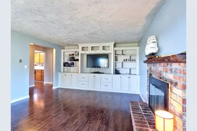 211 NE Kingwood St, McMinnville, OR 97128 - Photo 17