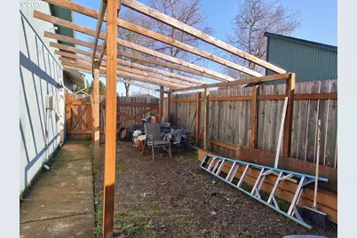 211 NE Kingwood St, McMinnville, OR 97128 - Photo 35