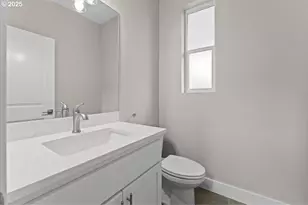 9822 SW 34th Pl, Portland, OR 97219 - Photo 13