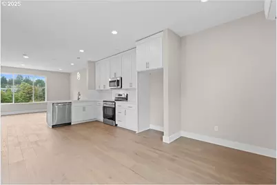 9822 SW 34th Pl, Portland, OR 97219 - Photo 9