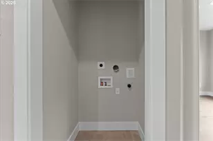 9822 SW 34th Pl, Portland, OR 97219 - Photo 25