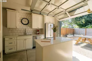5614 NE Simpson St, Portland, OR 97218 - Photo 25