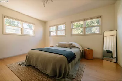 5614 NE Simpson St, Portland, OR 97218 - Photo 15