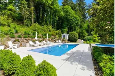 1685 SW Midvale Rd, Portland, OR 97219 - Photo 37