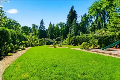 1685 SW Midvale Rd, Portland, OR 97219 - Photo 43