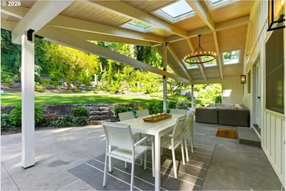 1685 SW Midvale Rd, Portland, OR 97219 - Photo 35