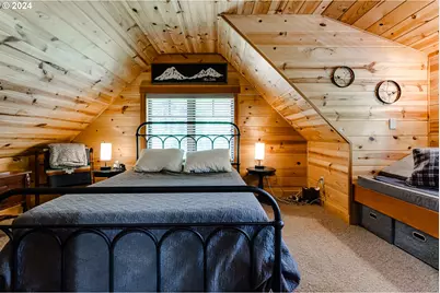 56483 McKenzie Hwy, McKenzie Bridge, OR 97413 - Photo 21