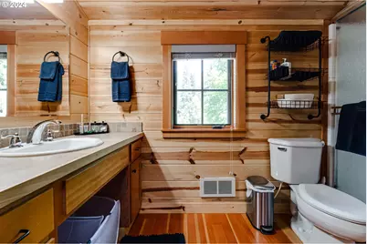 56483 McKenzie Hwy, McKenzie Bridge, OR 97413 - Photo 25