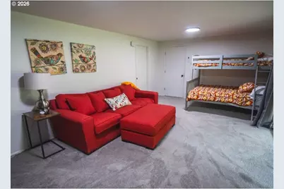 1520 W 28th Pl, Eugene, OR 97405 - Photo 13