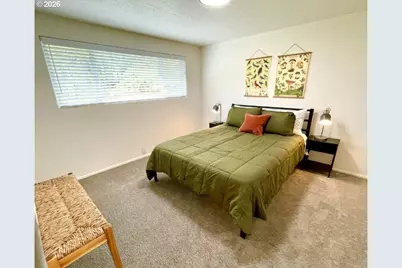 1520 W 28th Pl, Eugene, OR 97405 - Photo 25