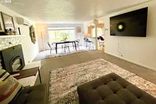 1520 W 28th Pl, Eugene, OR 97405 - Photo 9