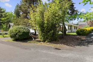 3909 SW Wilbard St, Portland, OR 97219 - Photo 27