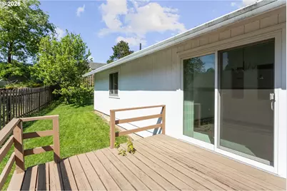 3909 SW Wilbard St, Portland, OR 97219 - Photo 33