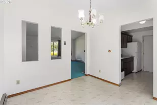 3909 SW Wilbard St, Portland, OR 97219 - Photo 9
